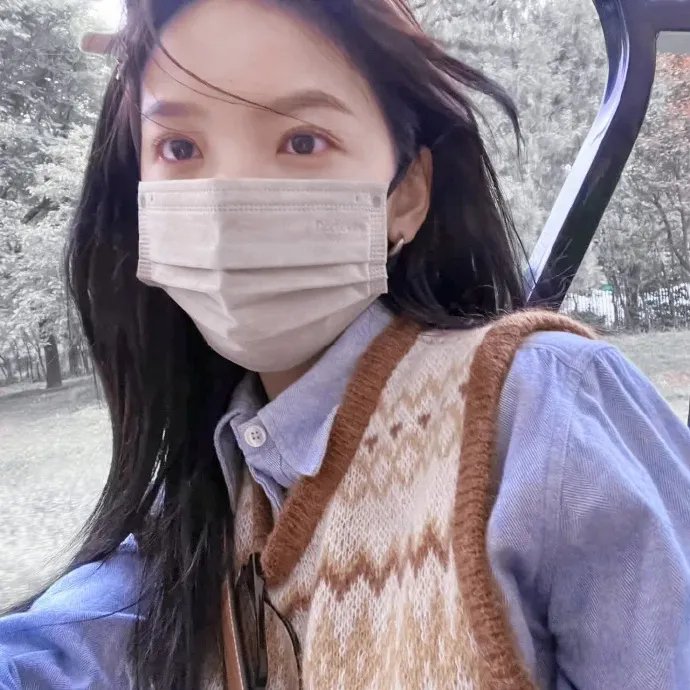 玉女撩春